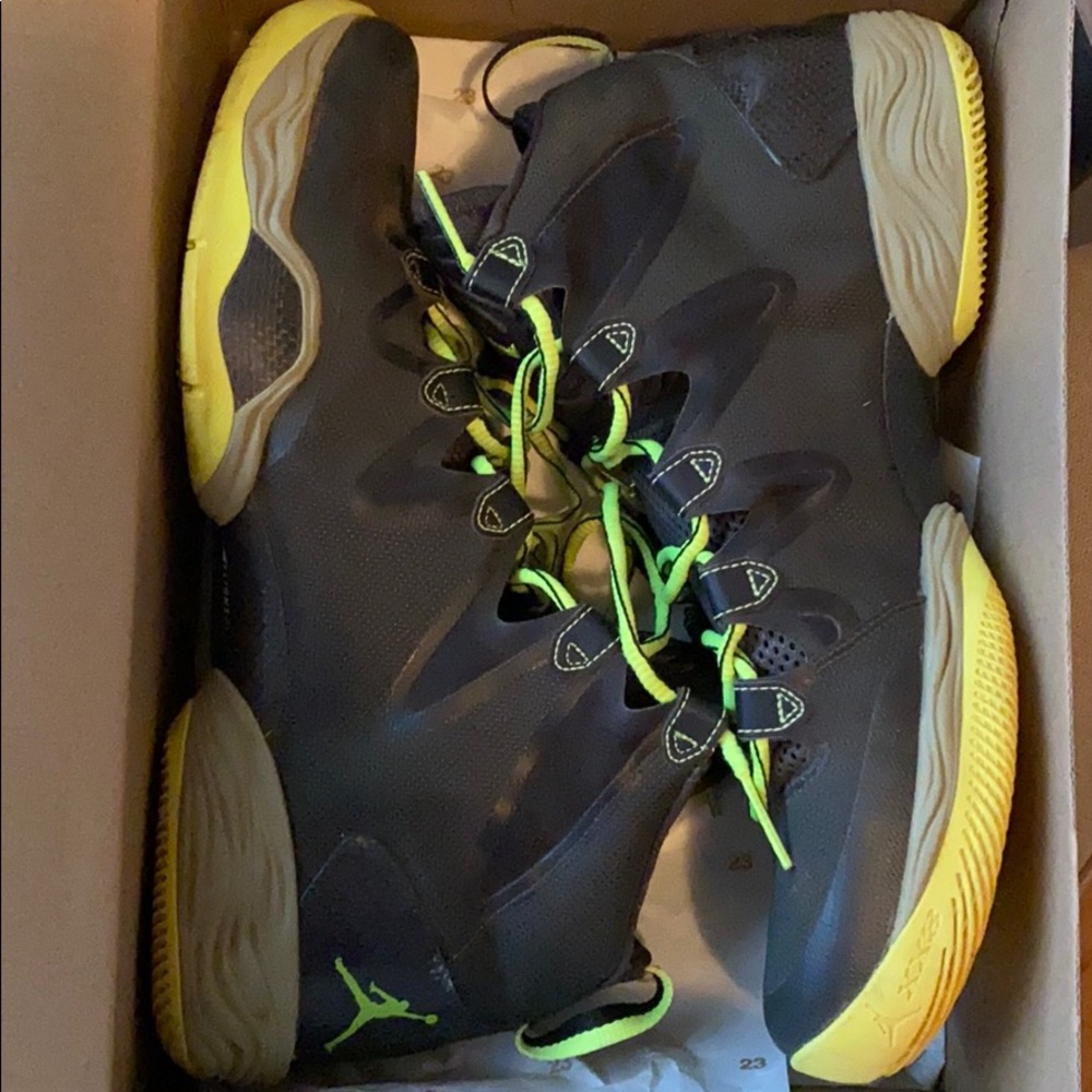 Jordan B. Fly - Picture 2 of 4
